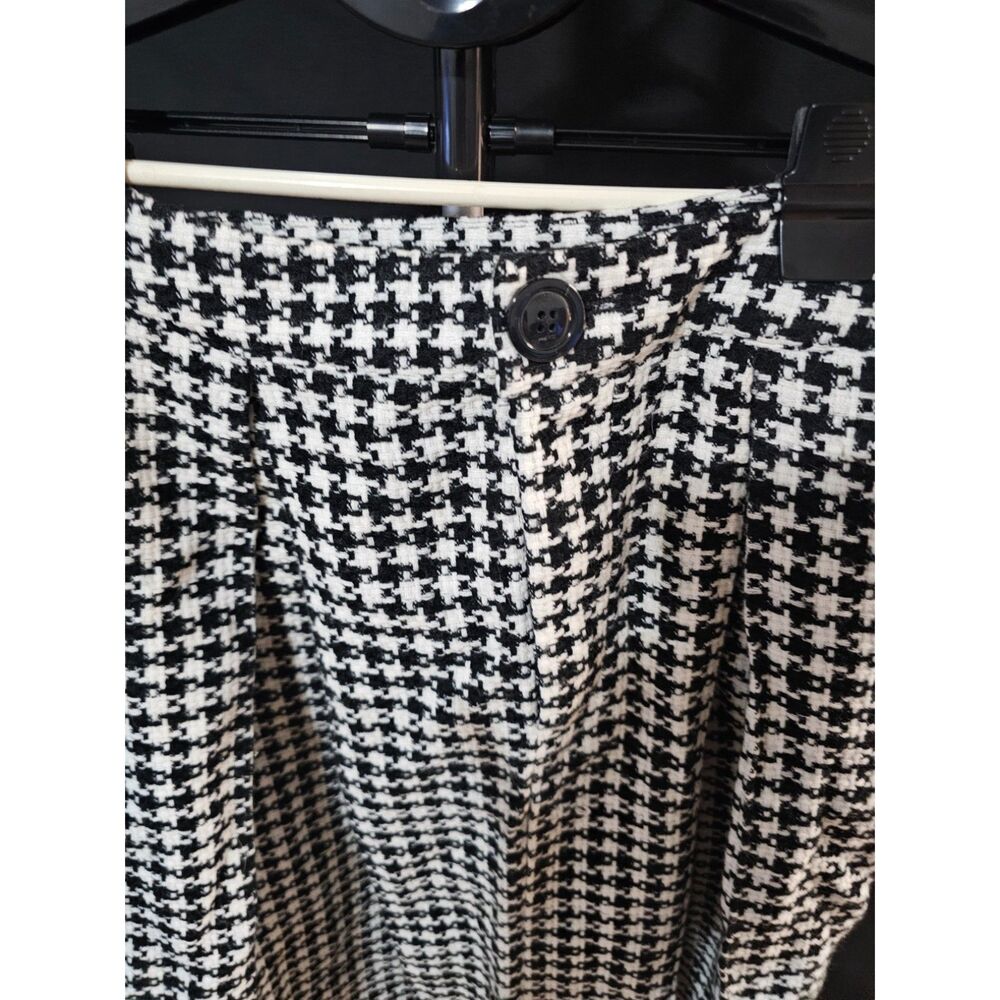 Who What Wear Black & White Houndstooth Pleated Mini Skirt